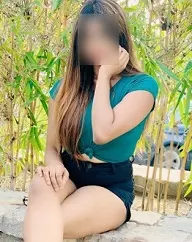 VIP model call girls in Saket Nagar